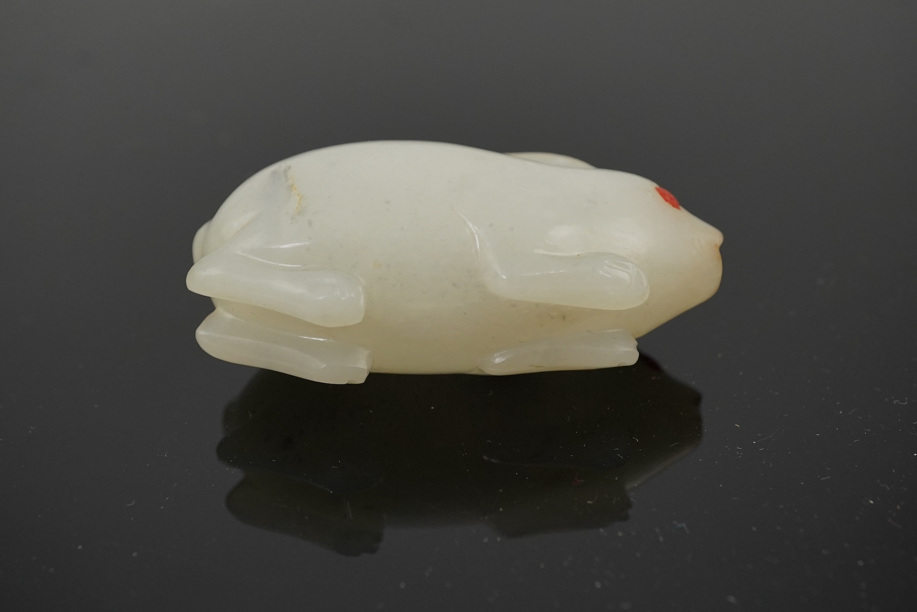 A Chinese white jade ‘rabbit’ snuff bottle, 18th/19th century